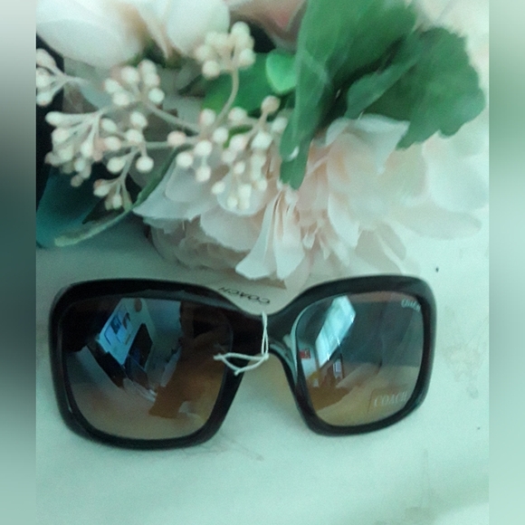 COACH BROWN MONOGRAM SUNGLASSES - Picture 8 of 11